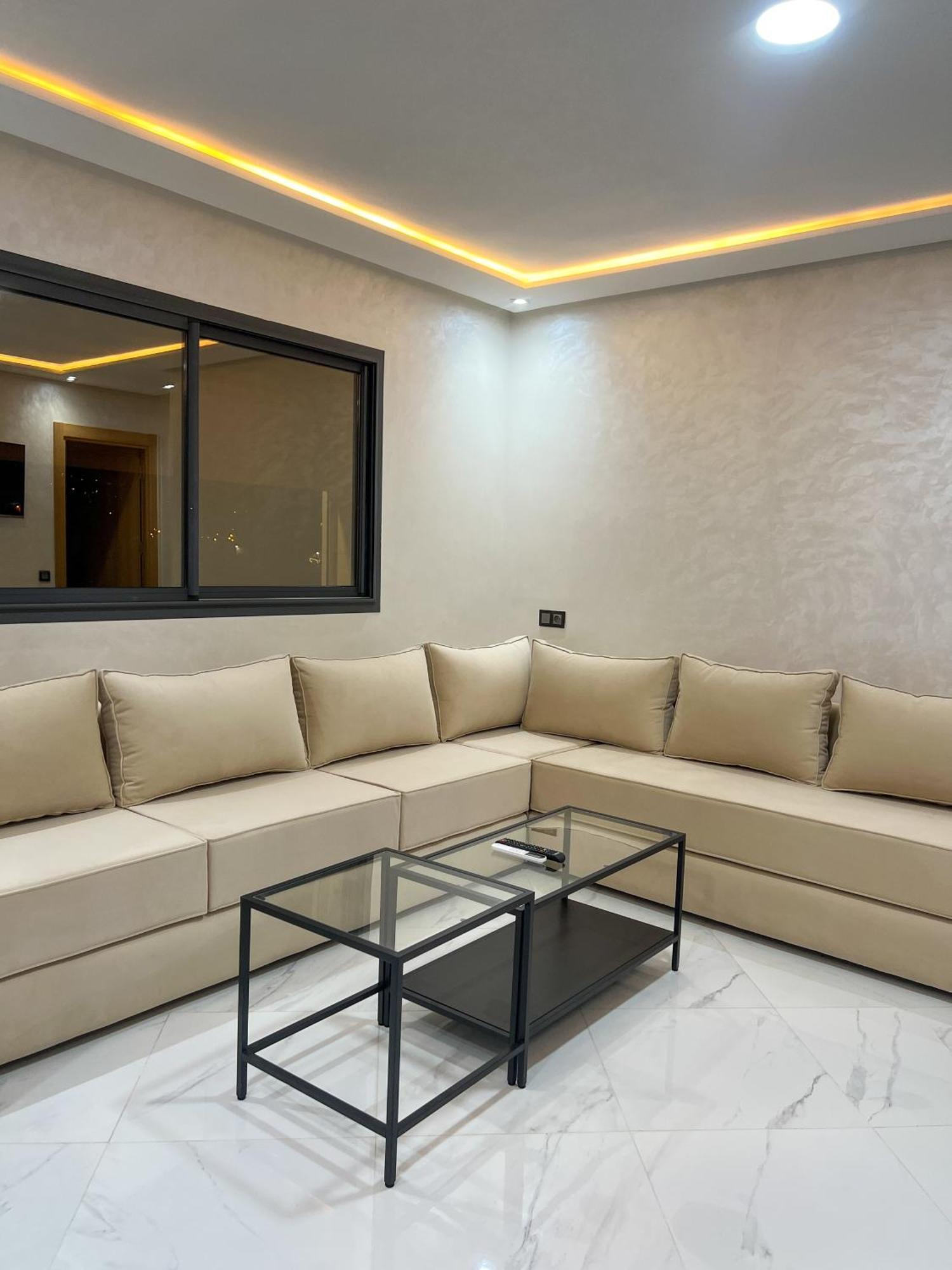 Royal Rif Al Hoceima Aparthotel Exteriör bild