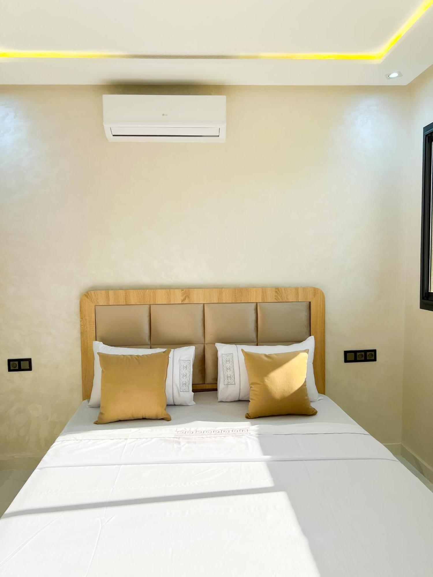 Royal Rif Al Hoceima Aparthotel Exteriör bild